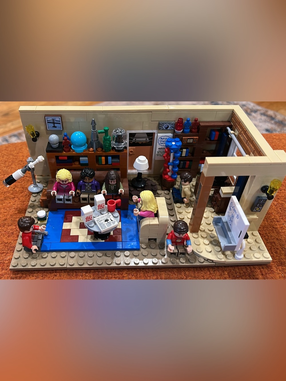 Big Bang Theory LEGO-style Living Room Set with Minifigures - Multicolor